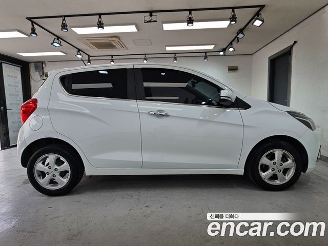 Chevrolet Spark 2017 thumb 5