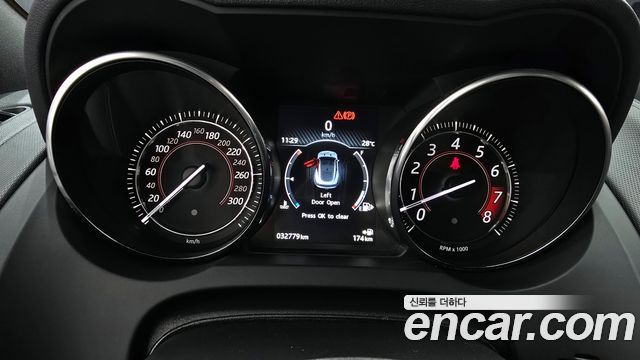Jaguar F-Type 2015 thumb 9
