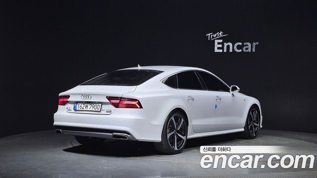 Audi A7 2015 thumb 3