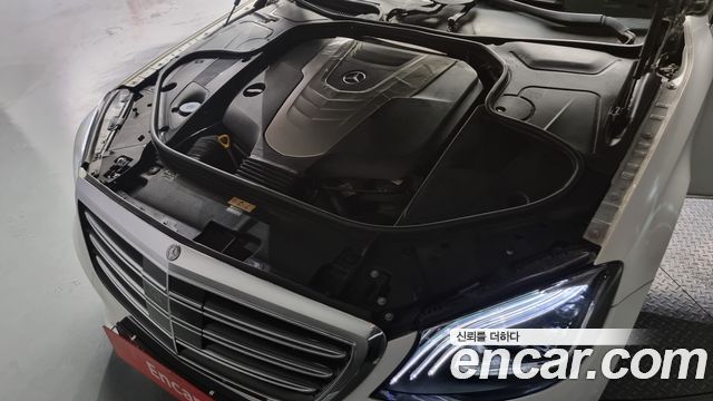 Mercedes-Benz S-Class 2015 thumb 7