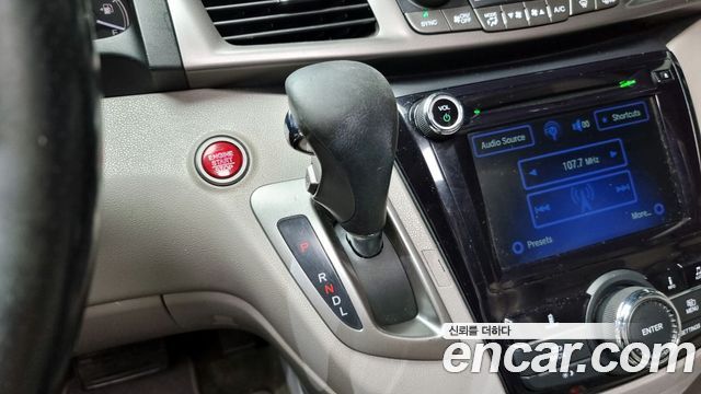 Honda Odyssey 2015 thumb 9