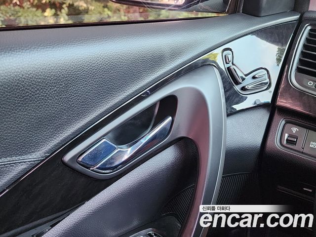 Hyundai Grandeur 2016 thumb 8
