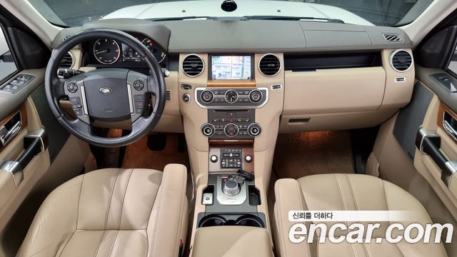 Land Rover Discovery 2016 thumb 7