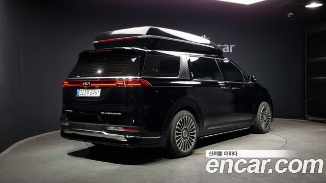 Kia Carnival 2021 thumb 3