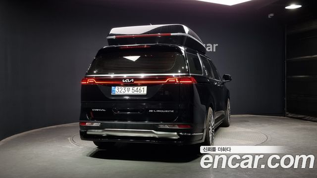 Kia Carnival 2021 thumb 5