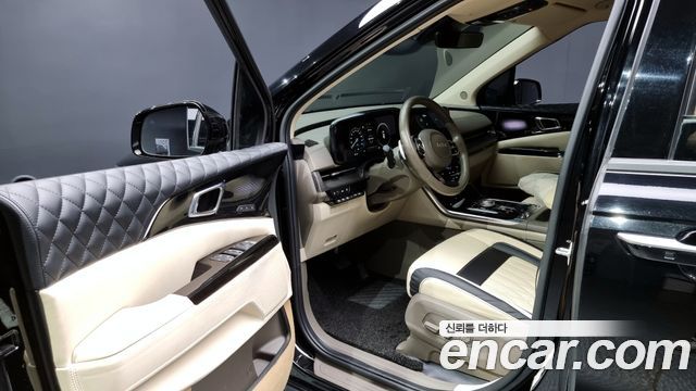 Kia Carnival 2021 thumb 11