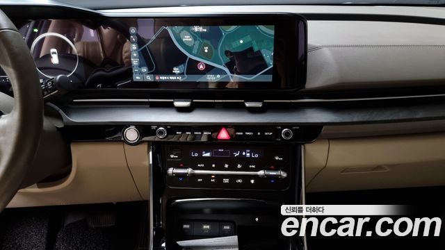 Kia Carnival 2021 thumb 12