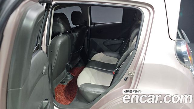 Chevrolet Spark 2012 thumb 12
