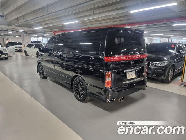 Nissan Elgrand 2007 thumb 7