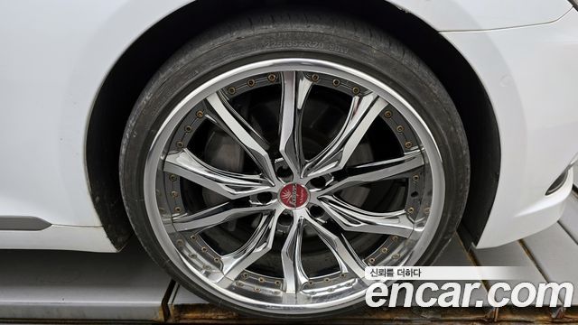 Hyundai Genesis 2016 thumb 6