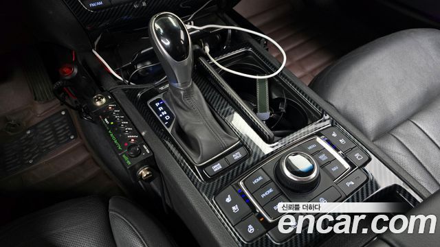 Hyundai Genesis 2016 thumb 9