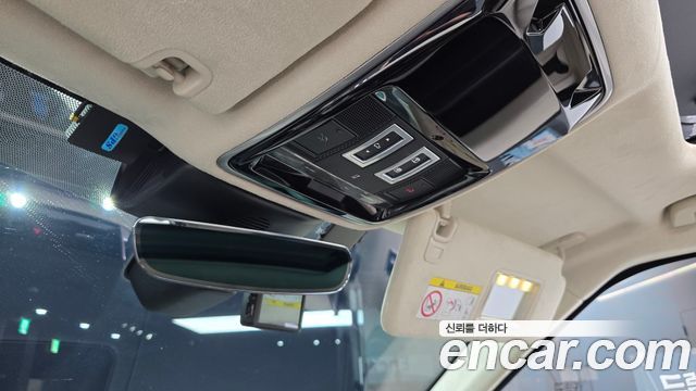 Land Rover Range Rover Sport 2018 thumb 11