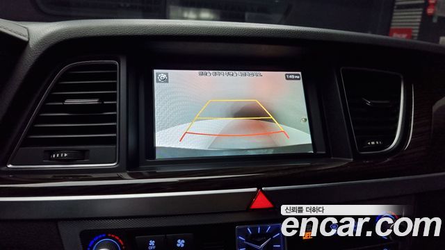 Genesis G80 2019 thumb 12
