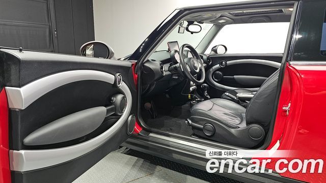 Mini Hatch 2007 thumb 11