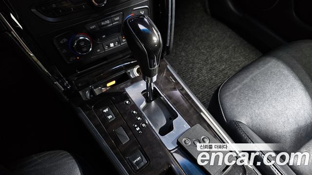 Renault Korea SM7 2012 thumb 10