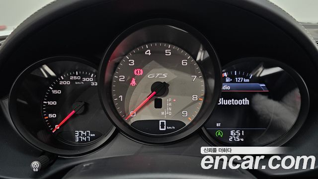 Porsche Cayman 2024 thumb 9