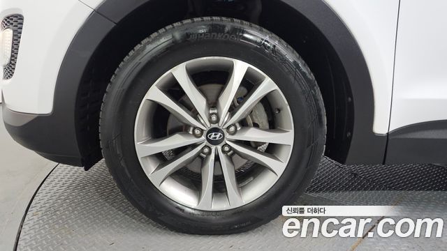 Hyundai Santa Fe 2014 thumb 6