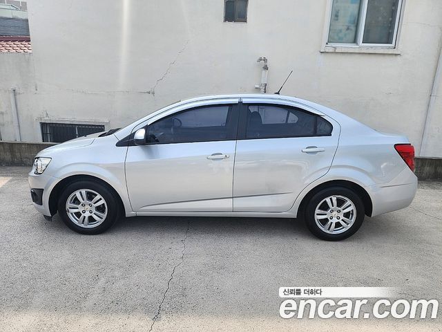 Chevrolet Aveo 2013 thumb 4