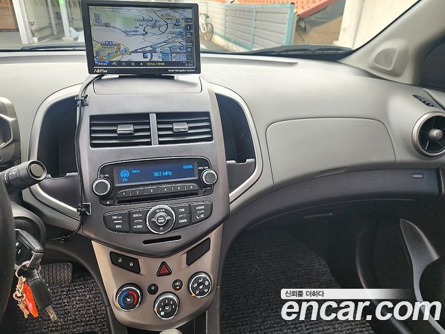 Chevrolet Aveo 2013 thumb 10