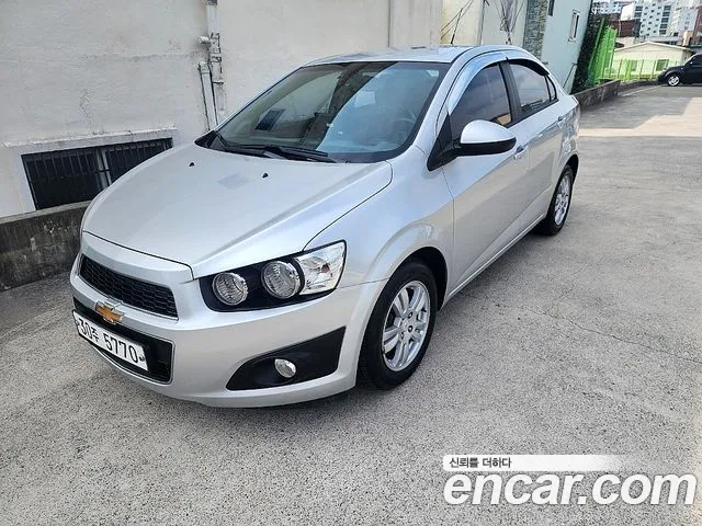 Chevrolet Aveo 2013 thumb 11