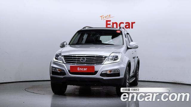 SsangYong Rexton 2013 thumb 4