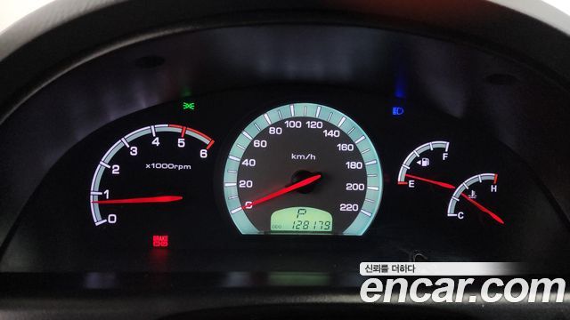 SsangYong Rexton 2013 thumb 8