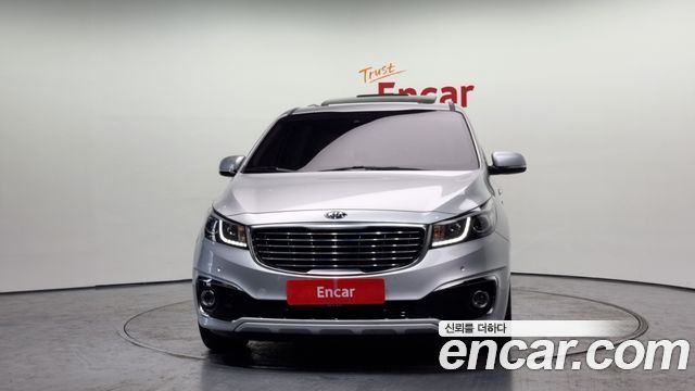 Kia Carnival 2016 thumb 4
