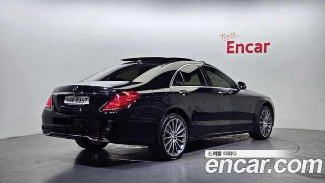 Mercedes-Benz S-Class 2017 thumb 3