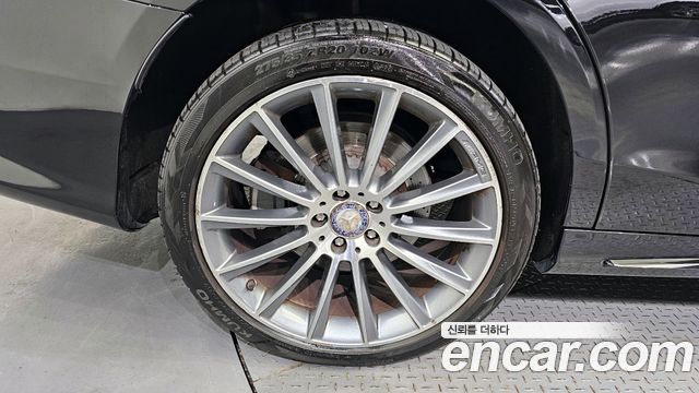 Mercedes-Benz S-Class 2017 thumb 6