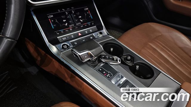Audi A6 2021 thumb 9