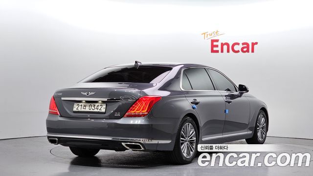 Genesis G90 2016 thumb 3