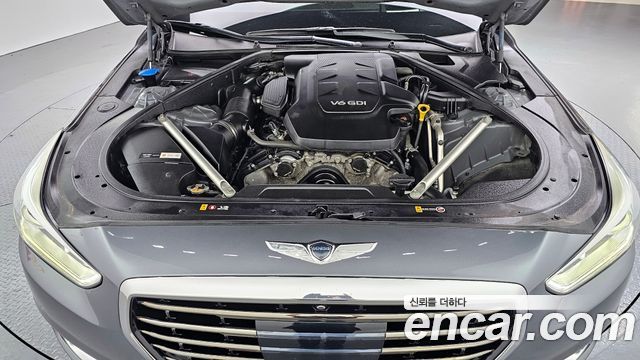 Genesis G90 2016 thumb 7