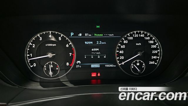 Genesis G90 2016 thumb 9