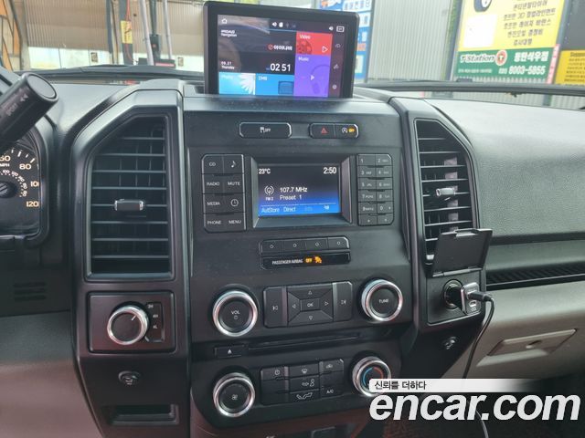 Ford F150 2015 thumb 10