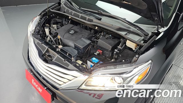 Toyota Sienna 2017 thumb 7