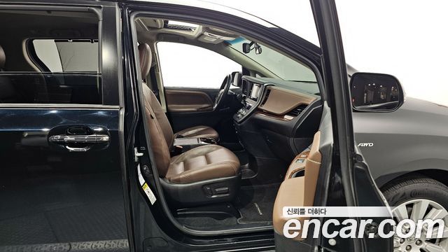Toyota Sienna 2017 thumb 11