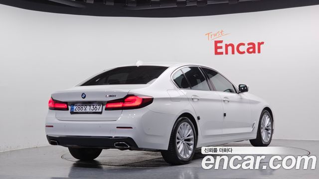 BMW 5 серии 2020 thumb 3