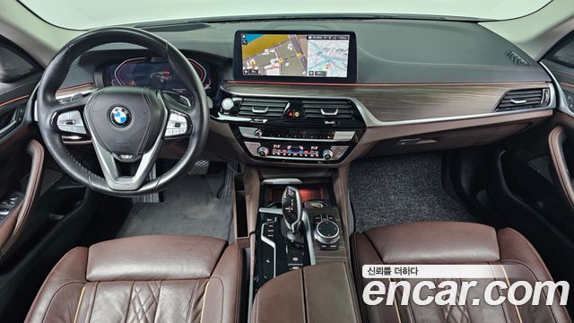 BMW 5 серии 2020 thumb 8
