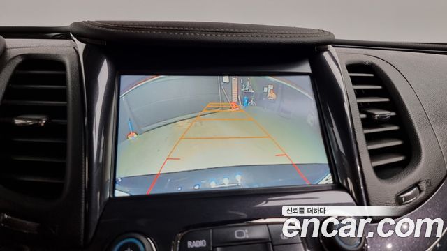 Chevrolet Impala 2017 thumb 12