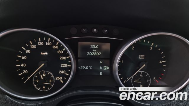 Mercedes-Benz M-Class 2007 thumb 8