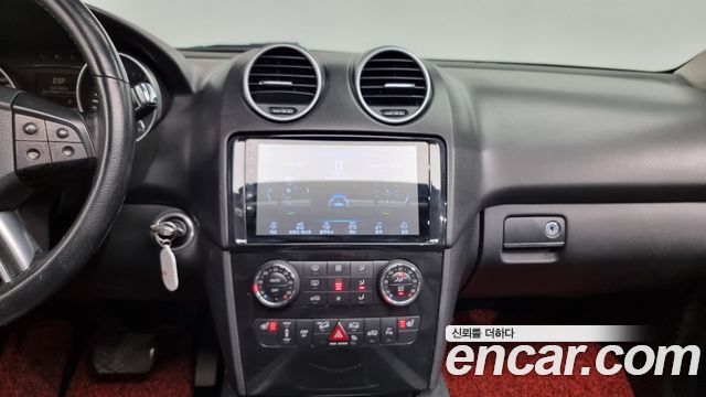 Mercedes-Benz M-Class 2007 thumb 11