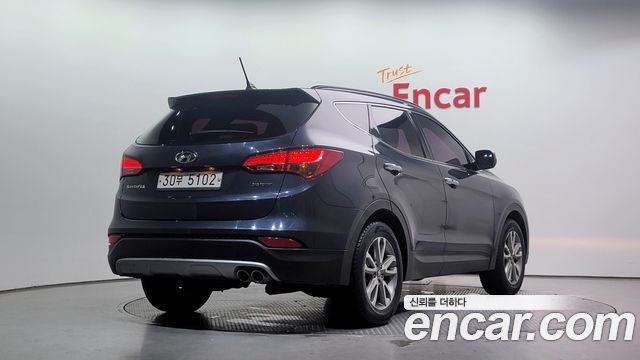 Hyundai Santa Fe 2013 thumb 3