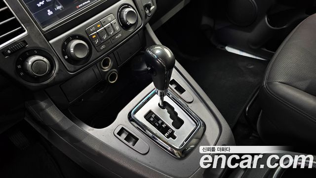SsangYong Korando 2014 thumb 9