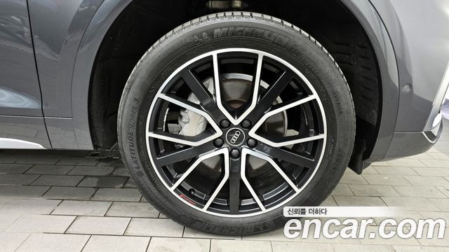 Audi Q5 2023 thumb 5