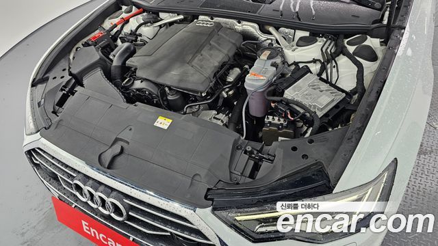 Audi A6 2021 thumb 7
