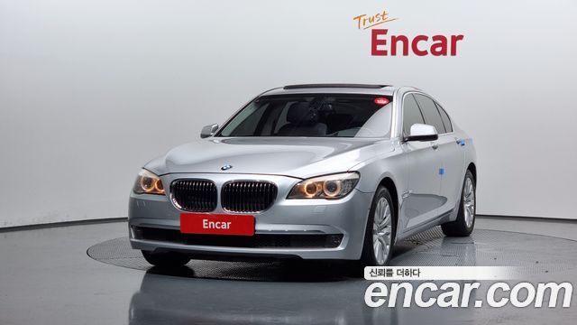 BMW 7 серии 2010 thumb 3