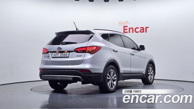 Hyundai Santa Fe 2012 thumb 3