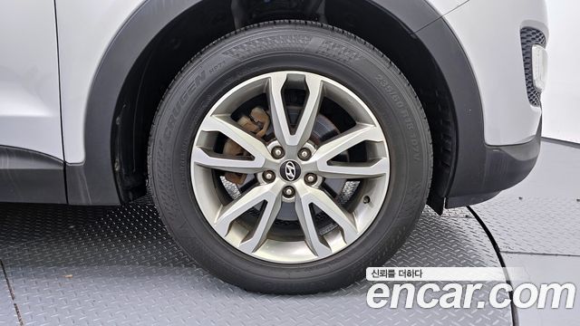 Hyundai Santa Fe 2012 thumb 6