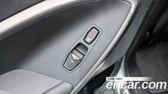 Hyundai Santa Fe 2012 thumb 12