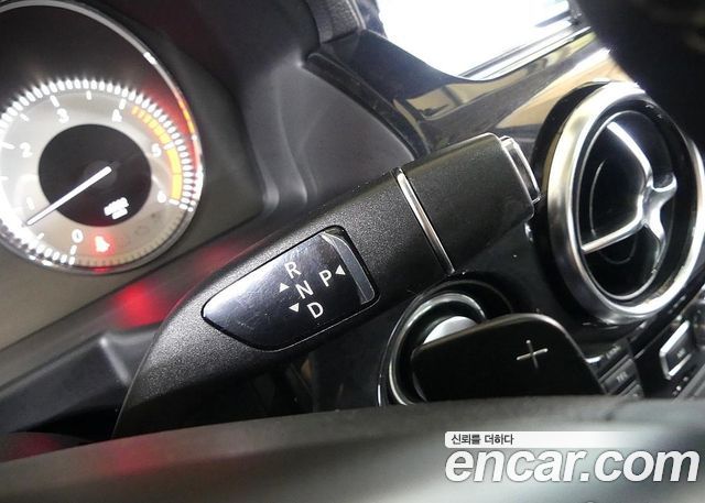 Mercedes-Benz GLK 2012 thumb 7